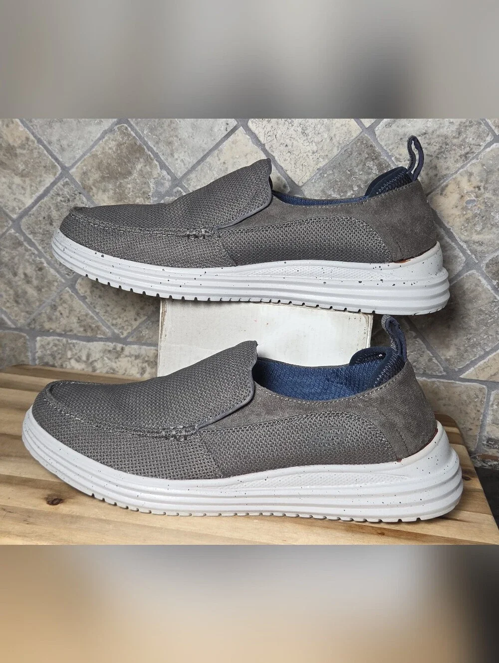 Skechers Men’s Gray Proven Renco Slip-On Casual Loafer Shoes  Sz. 10.5 M